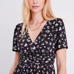 Vib's Robe évasée Manches Courtes Noir Femme 11 Vib's Robe évasée Manches Courtes Noir Femme -Robe Boutique robe evasee manches courtes noir femme d1 36125313310405407