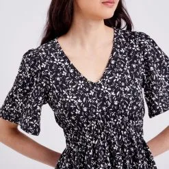 Vib's Robe Patineuse Smockée Noir Femme -Robe Boutique robe patineuse smockee noir femme d1 36125313310485397